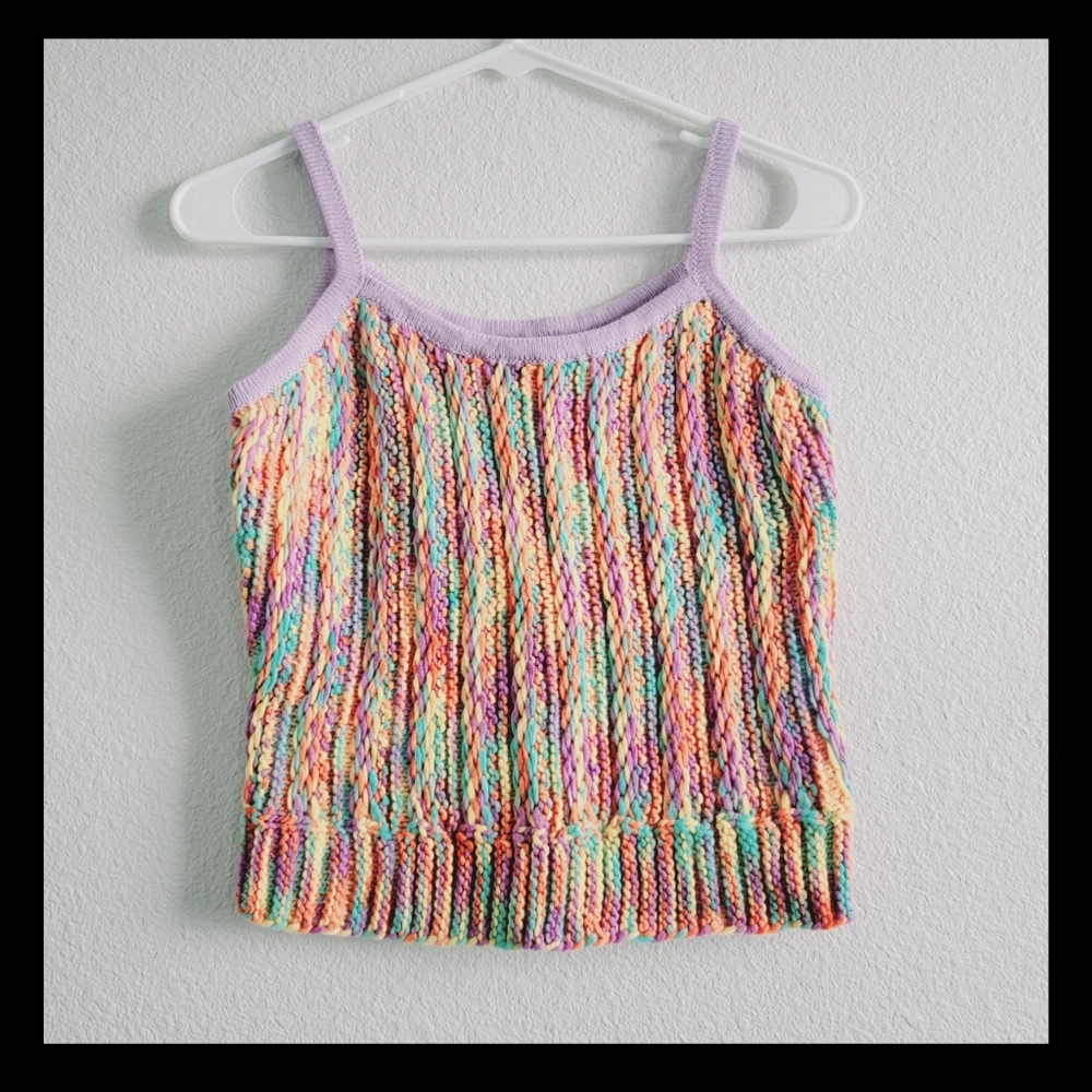 (NWT)/CIDER/ Size: M/ Rainbow Knitted Tank top